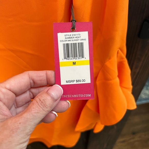 NWT Vince Camuto Tangerine Top - Picture 5 of 5